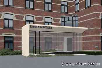 Monumentale hoofdingang van campus Junior in Atlascollege in Genk krijgt nieuw onthaal