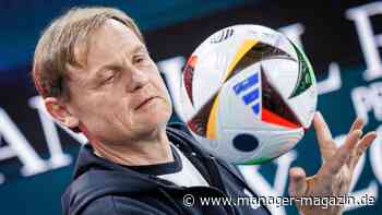 Adidas: Der Wechsel des DFB zu US-Sportkonzern Nike ist ein schwerer Schlag für CEO Bjorn Gulden