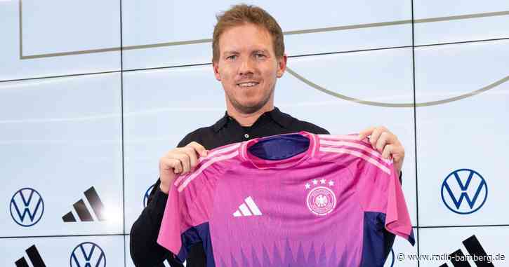 Das pinke DFB-Trikot: Müller machte große Augen