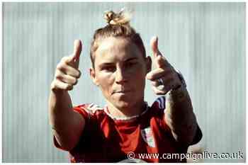 EE spot draws parallels between BSL and hand gestures in football