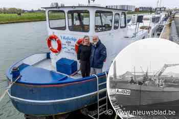 Meer dan honderd jaar oud oorlogsschip werd een woonboot en zoekt nieuwe eigenaars: “Wakker worden met zicht op wilde zwanen, wie wil dat niet?”