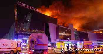 Schietpartij en explosies in concertzaal Moskou: gewapende mannen doden zeker veertig mensen