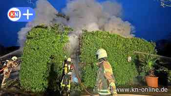 Starker Qualm, schwerer Einsatz: Großfeuer in Oering