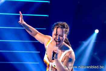 Brechtse nachtegaal Yasmine Alves verliest Cross Battle in The Voice, maar krijgt tweede kans van Laura