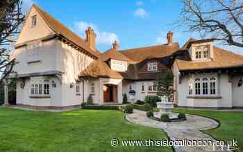 Seven-bedroom Hornchurch mansion is on Zoopla for £3 million