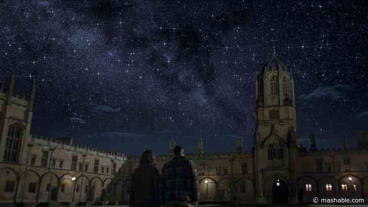 What's the deal with the stars in '3 Body Problem'?