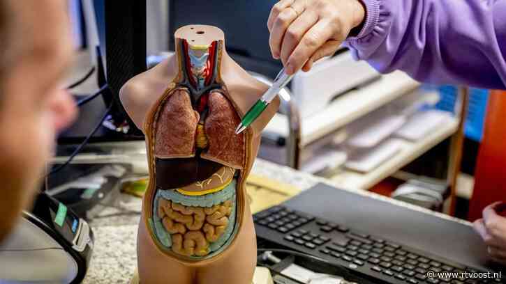 Duizenden Enschedeërs zitten zonder huisarts: bieden commerciële diensten de uitkomst?