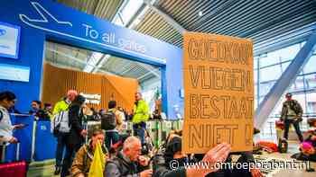 Klimaatdemonstranten op Eindhoven Airport worden opgepakt, volg het live