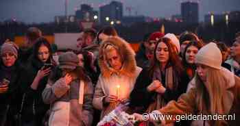 Moskou rouwt om bloedige terreuraanslag: ‘Mijn opa en oma zijn doodgeschoten’