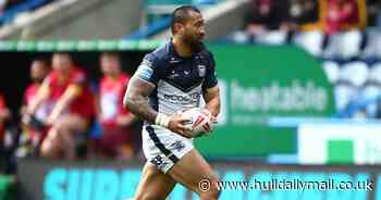 Hull FC coach Tony Smith reacts to Ligi Sao yellow card and Liam Tindall injury