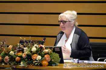 Na ruim 47 jaar in de oppositie bergt Linda (73) haar ambitie voor burgemeesterssjerp nog niet op: “Maar de lijst ga ik niet trekken”