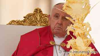 Pope skips homily at start of busy Holy Week during Palm Sunday Mass in St. Peter's Square