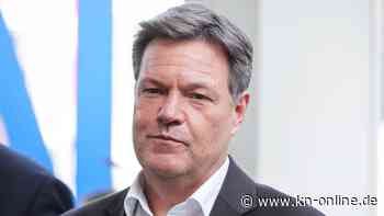 Ausrüster-Wechsel beim DFB: Robert Habeck offen für Gespräch mit Bernd Neuendorf