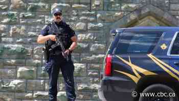 Anti-authority narratives could tear 'fabric of society,' intelligence report warns