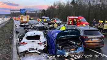 Massenkarambolage in Bayern - Zwei Menschen sterben