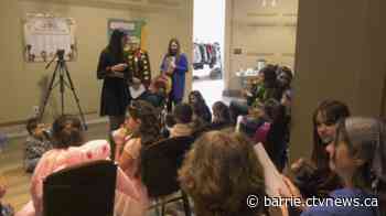 Simcoe County's jewish community celebrates the Purim holiday