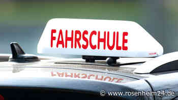 Führerscheine immer teurer: So kommen Fahrschüler möglichst günstig weg