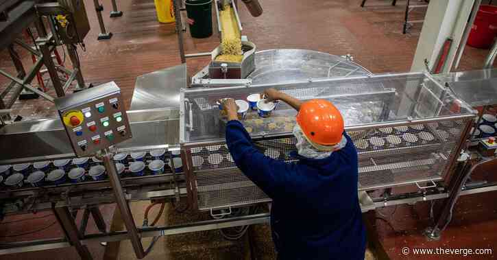Joe Biden wants to make mac and cheese with clean energy