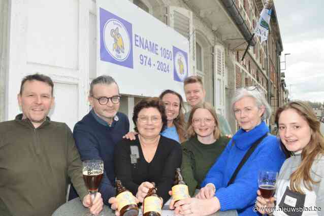 Ename bestaat 1050 jaar en dat zullen de inwoners geweten hebben: “Een heel jaar ambiance in ons dorp met kampvuur, nieuw biertje, dronefoto rond de kerk en Kadril”