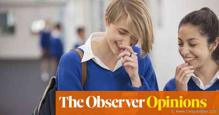 Banning phones in schools is just another ploy to distract us | Eva Wiseman