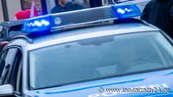 Einbruch in Mühldorfer Tankstelle - Täter stehlen Getränke, Zigaretten und Süßigkeiten