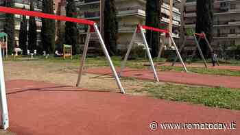 Ponte di Nona, rubate le nuove altalene al parco Sinisgalli