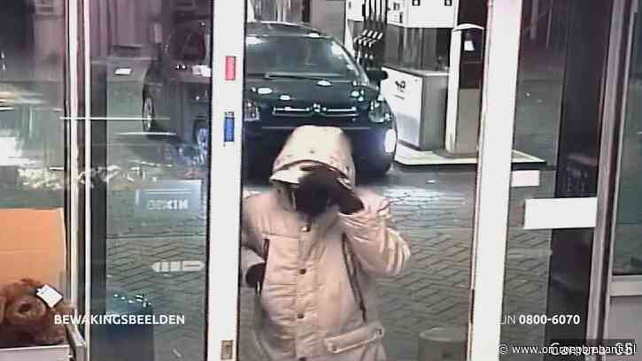 Overvaller met opvallend loopje slaat op de vlucht zonder buit