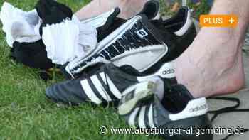 Ob Adidas oder Nike: Amateurfußballer zahlen die Schuhe selber
