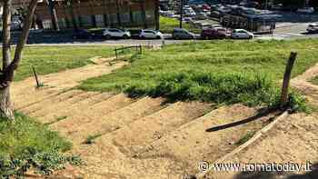 "Mio figlio costretto a fare un giro lungo e pericoloso per fare lezione". Barriere architettoniche a Parco Lenzini