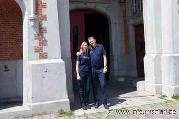 Cipiers en gedetineerden schenken 9.500 euro aan inloophuis voor mensen met kanker, na overlijden collega: “Het was zijn eigen wens”