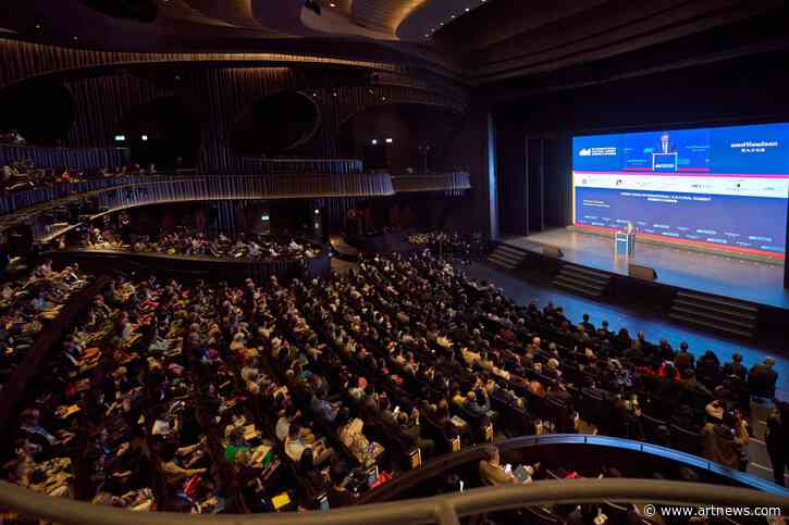 In Hong Kong, Museum Heads Talk Diplomacy and the Value of Digital Art