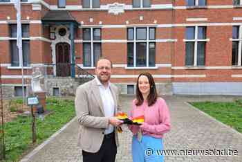 Nielse politiek davert op grondvesten: burgemeester Tom De Vries dient ontslag in om algemeen directeur te worden in Edegem