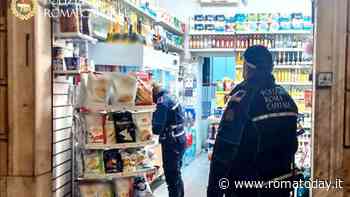 Casalotti, blatte tra i cibi: chiuso un minimarket