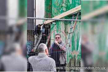 Fan's Banksy sighting at latest mural in Finsbury Park
