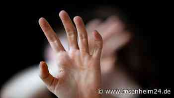 „Schläge, wenn sie nicht gehorchte“: Mann wegen schweren Missbrauchs von Nichte verurteilt