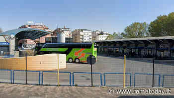 Autista Flixbus rapinato mentre fa scendere i passeggeri all'autostazione Tibus