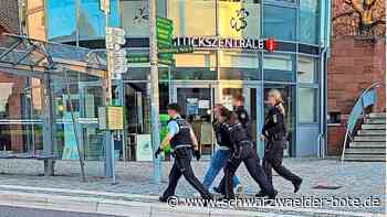 Gerangel in Schömberg: Betrunkener wehrt sich gegen Polizeibeamte