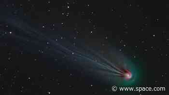 Explosive, green 'devil comet' has hidden spiral swirling around its icy heart, photo trickery reveals