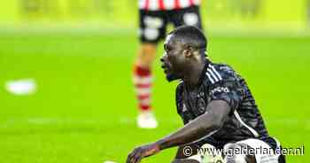 Brian Brobbey voorlopig nog niet beschikbaar bij Ajax: ‘Je moet heel voorzichtig zijn’