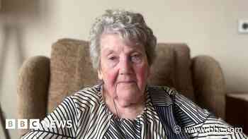 Woman's cancer diagnosis after dentist noticed spot