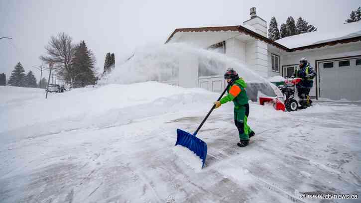 Environment Canada warns of freezing rain, heavy snowfall and strong winds