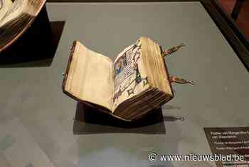 “Klein qua afmetingen, maar belangrijk voor onze geschiedenis”: Vlaanderen betaalde 755.000 euro voor piepklein boekje