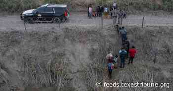 Appeals court keeps Texas’ migrant arrest law on hold
