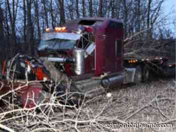 Semi truck driver facing impaired charges after Edmonton dangerous driving spree