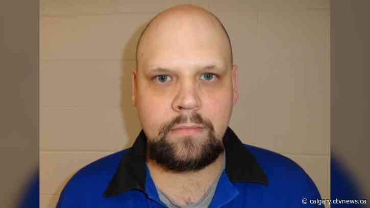 High-risk offender with history of sexual crimes involving children released in Calgary