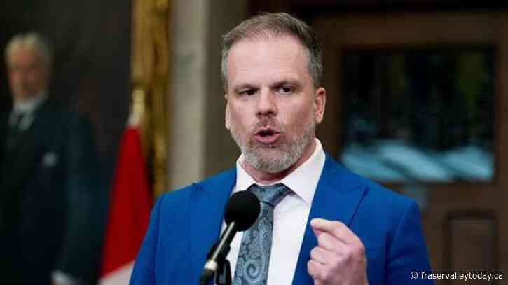 Ottawa signs $3.7B health deal with Quebec, final province to sign onto health accord