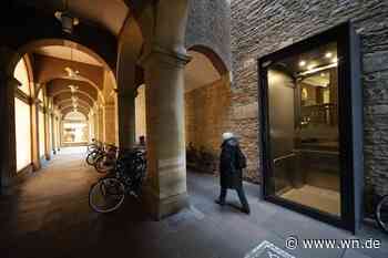Stadt zieht Vorlage für gläsernen Aufzug am Rathaus zurück