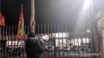 Scioperano i magazzinieri di Amazon: 10mila pacchi restano nel deposito