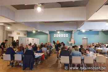 Een duik in de geschiedenis tijdens jaarlijks eetfestijn Chiro Breendonk: “Projecteren foto’s van 1967 tot vandaag”