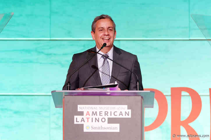 Following Lawsuit Settlement, Latino Student Internship at Smithsonian Now Open to All Students